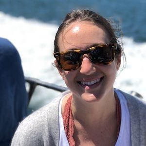 Meet your Posher, Danielle